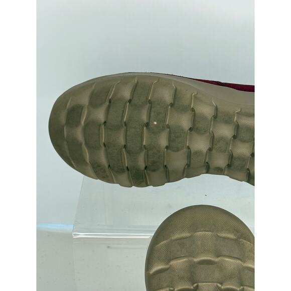 Skechers Goga Max Women's Size 8 Red Mulberry Leather Suede Slip On Mule Shoes - Picture 8 of 10